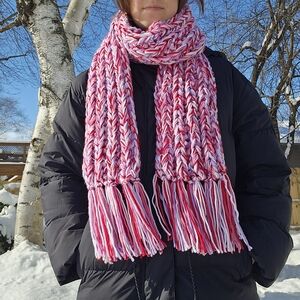 Handmade Chunky Pink and White Knit Scarf
